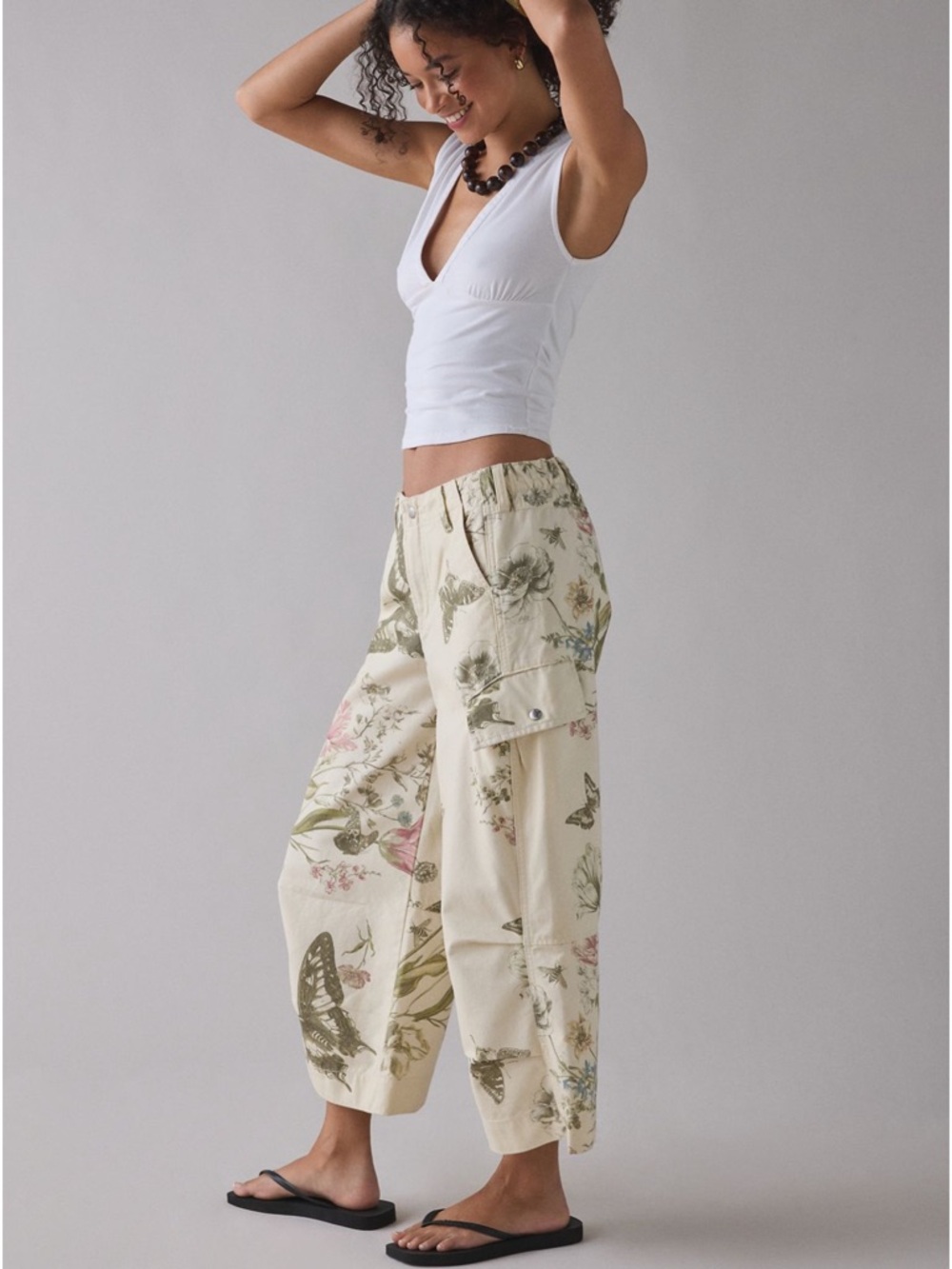 BDG Cream Wide-Leg Floral & Butterfly Crop Pants - Picture 4 of 11
